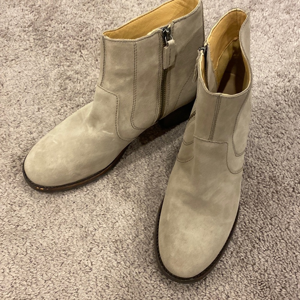 Roots boots
